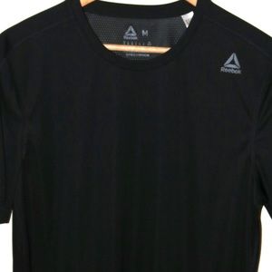Reebok Black T-shirt